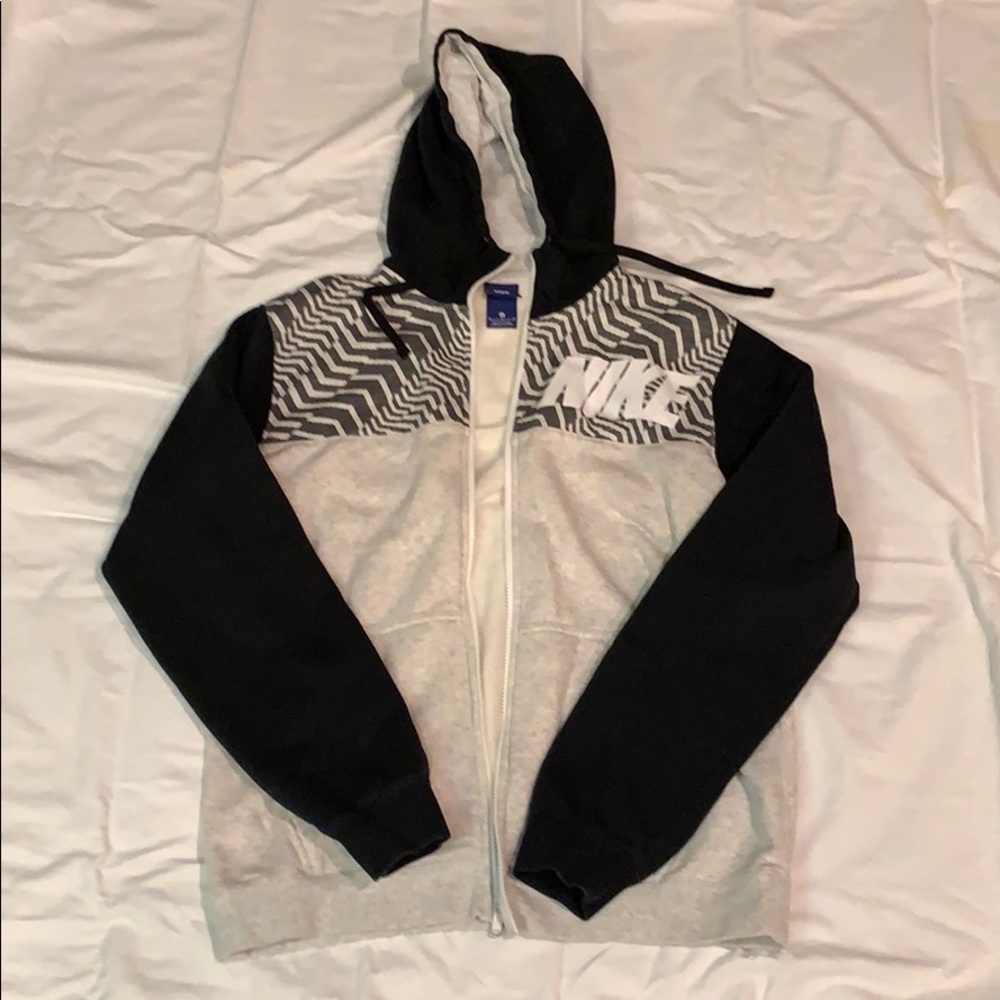 Men’s nike sweatshirt -medium